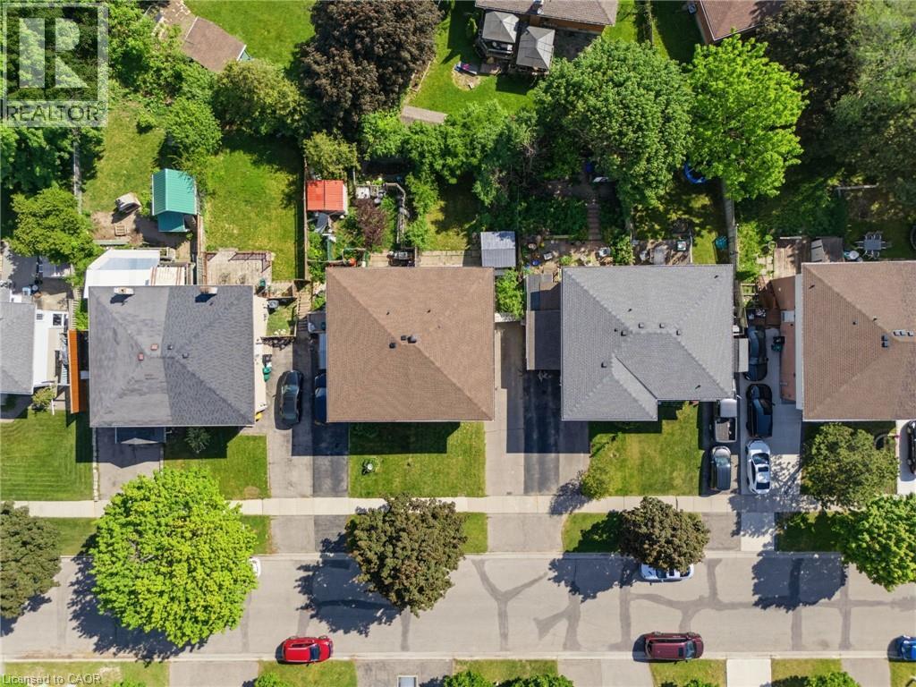 126 Dinison Crescent, Kitchener, ON