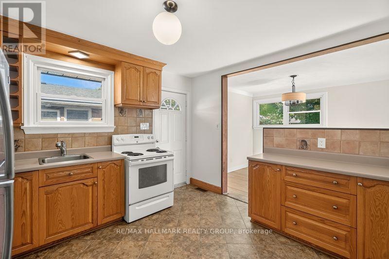 2173 Rushton Road, Ottawa, ON