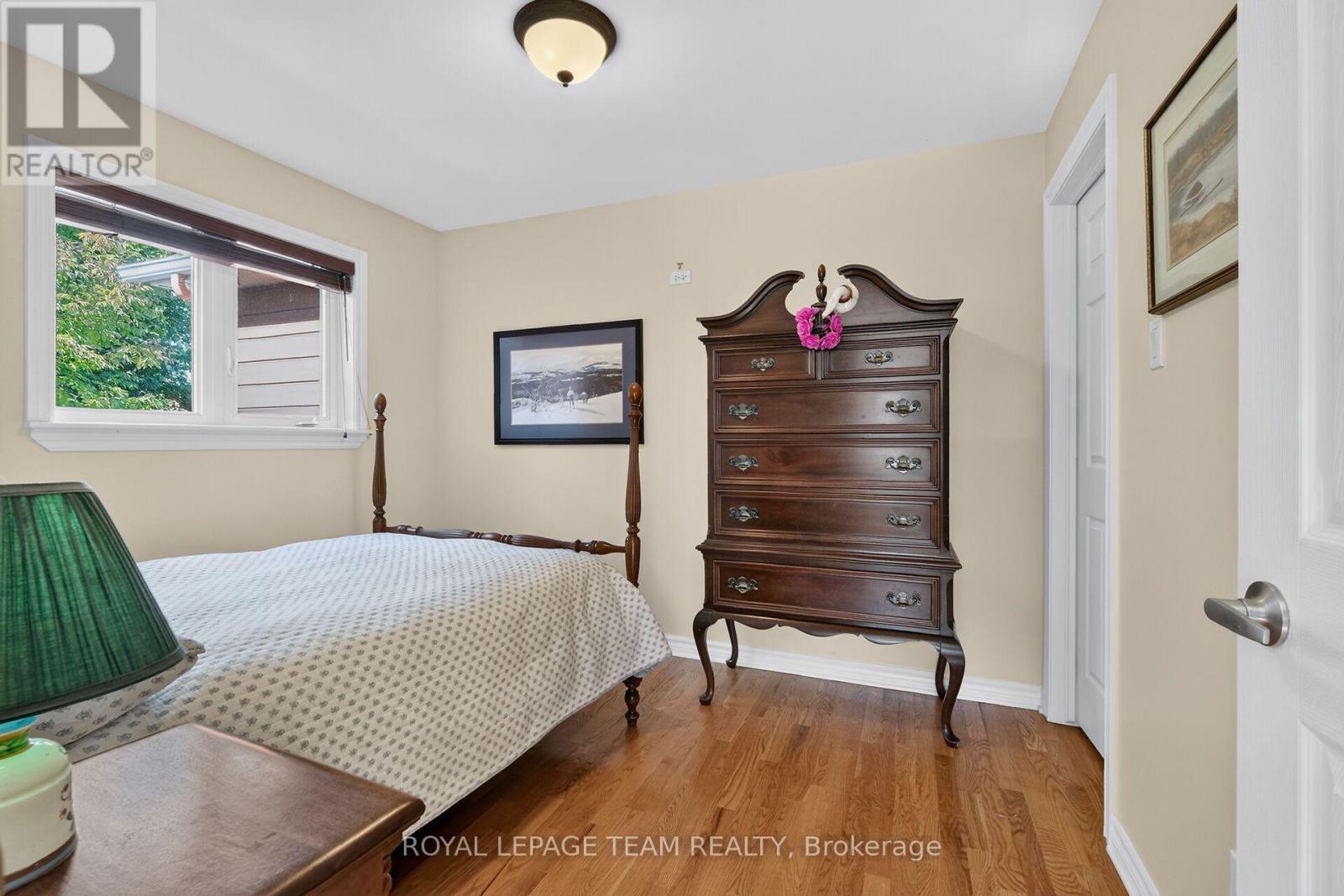 66 Evelyn Powers Private, Ottawa, ON