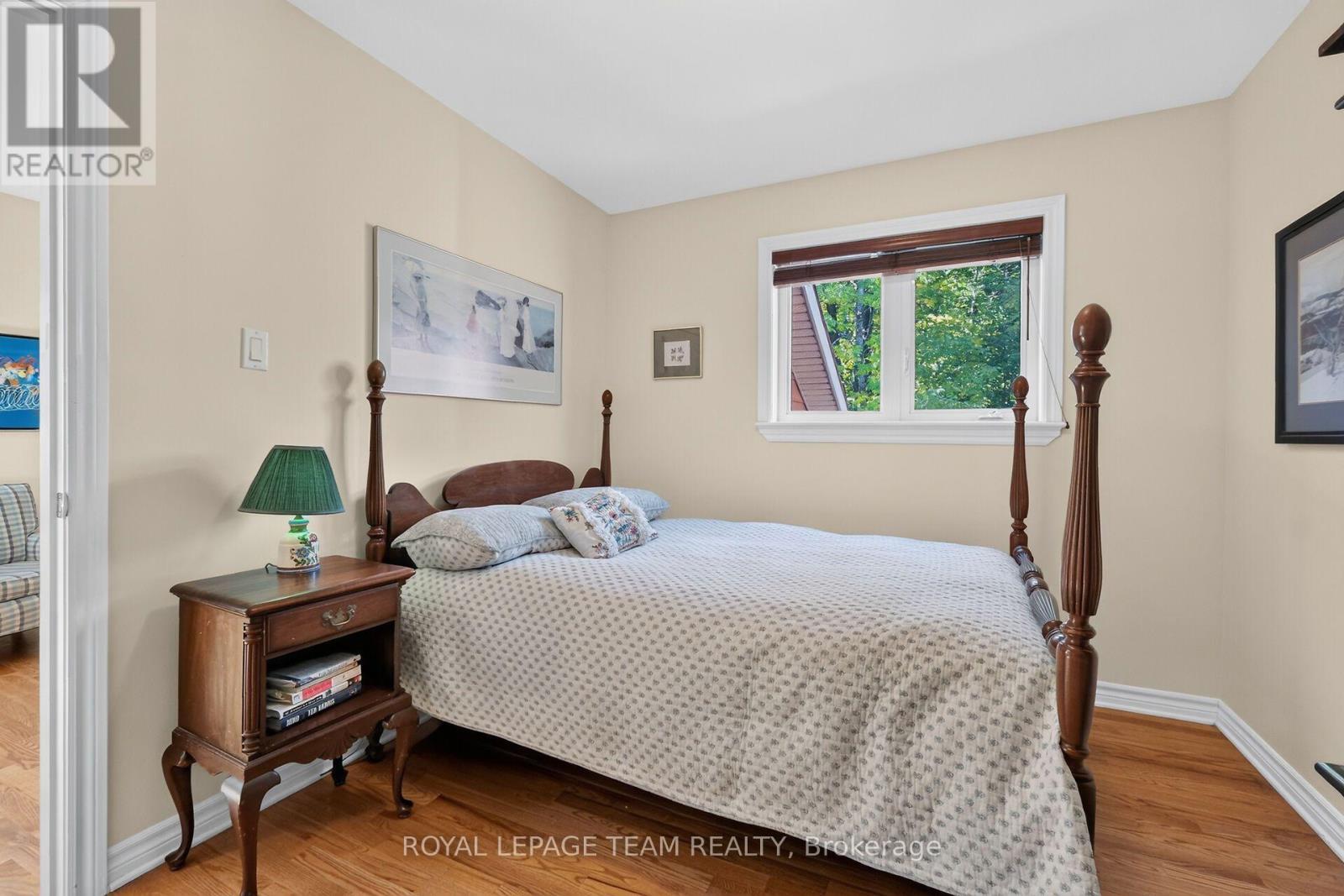 66 Evelyn Powers Private, Ottawa, ON