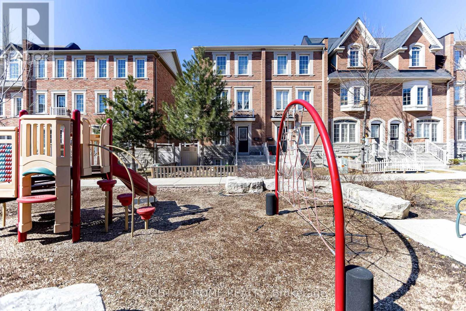 46 Odoardo Di Santo Circle, Toronto, ON