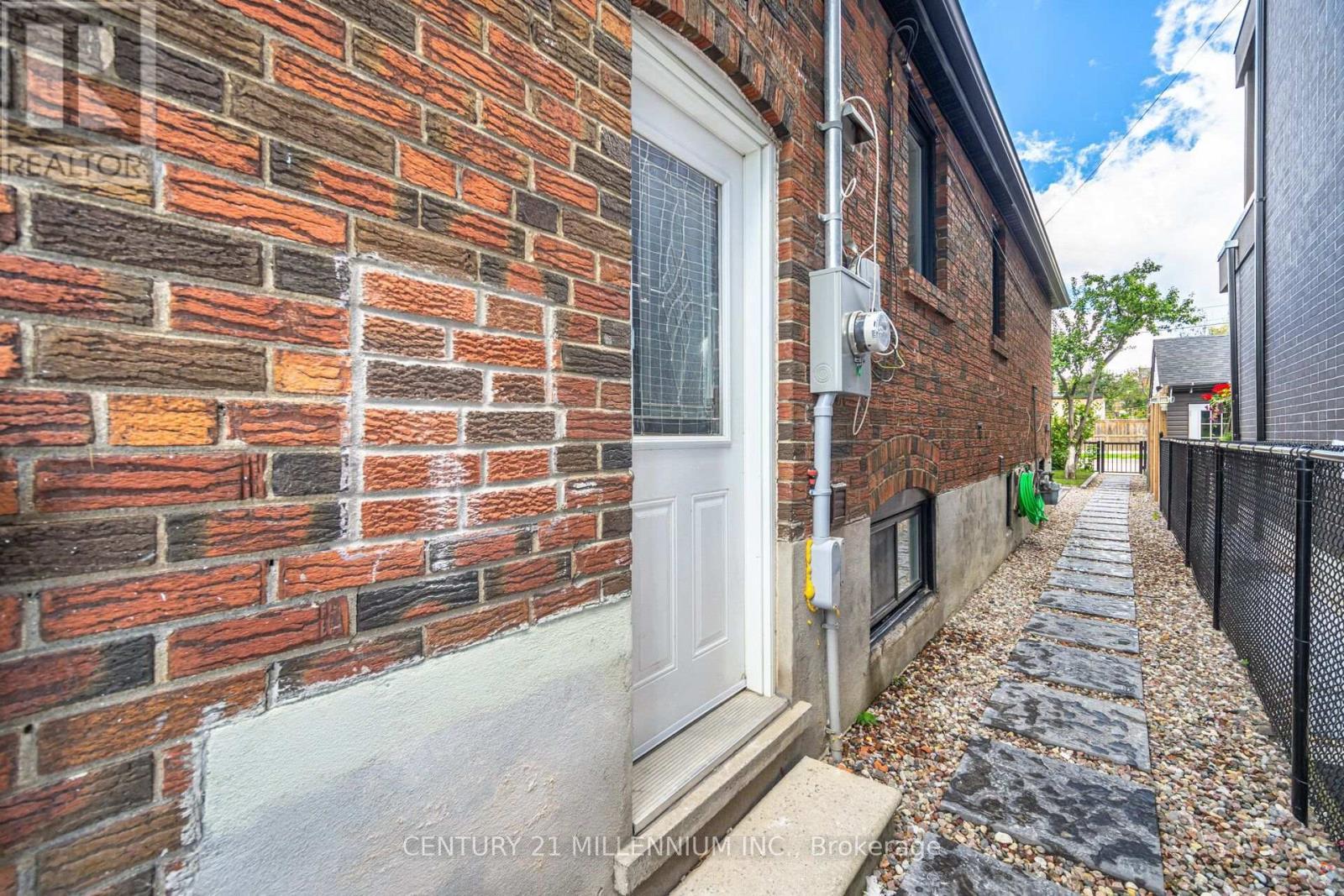 1781 Keele Street, Toronto, ON