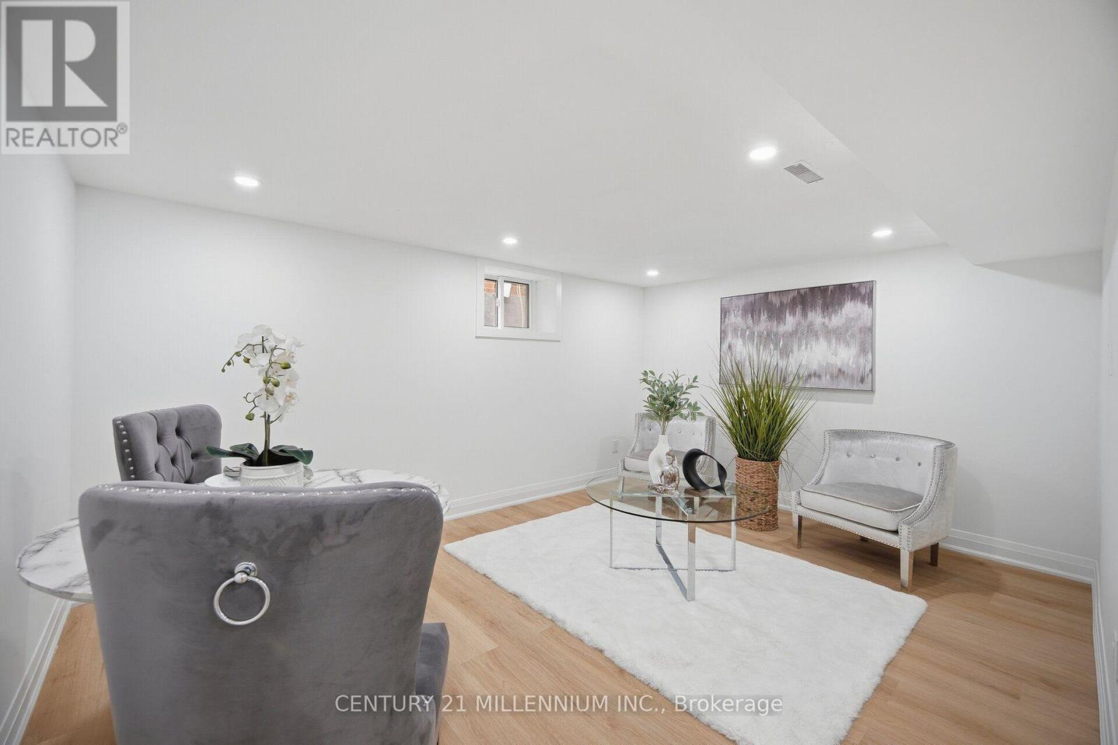1781 Keele Street, Toronto, ON