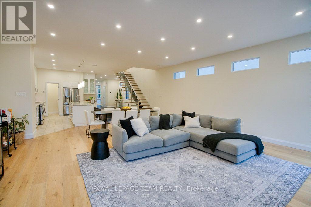 49 Aylen Avenue, Ottawa, ON