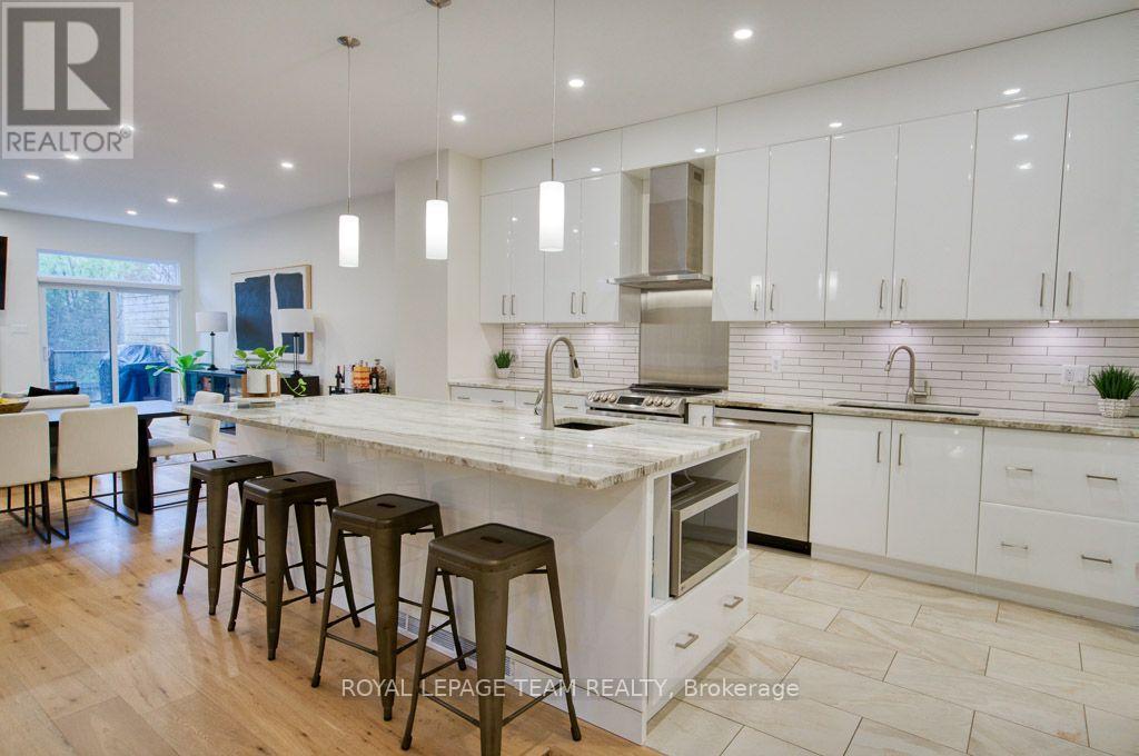 49 Aylen Avenue, Ottawa, ON
