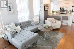 606 - 388 PRINCE OF WALES DRIVE Mississauga, ON L5B 0A1