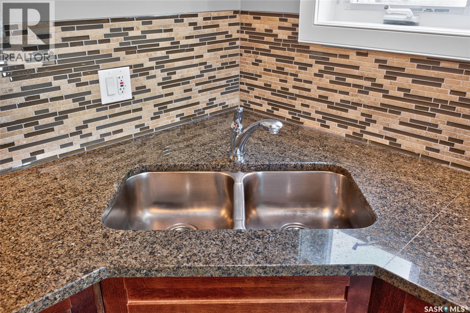 16 215 Hampton Green, Saskatoon, SK