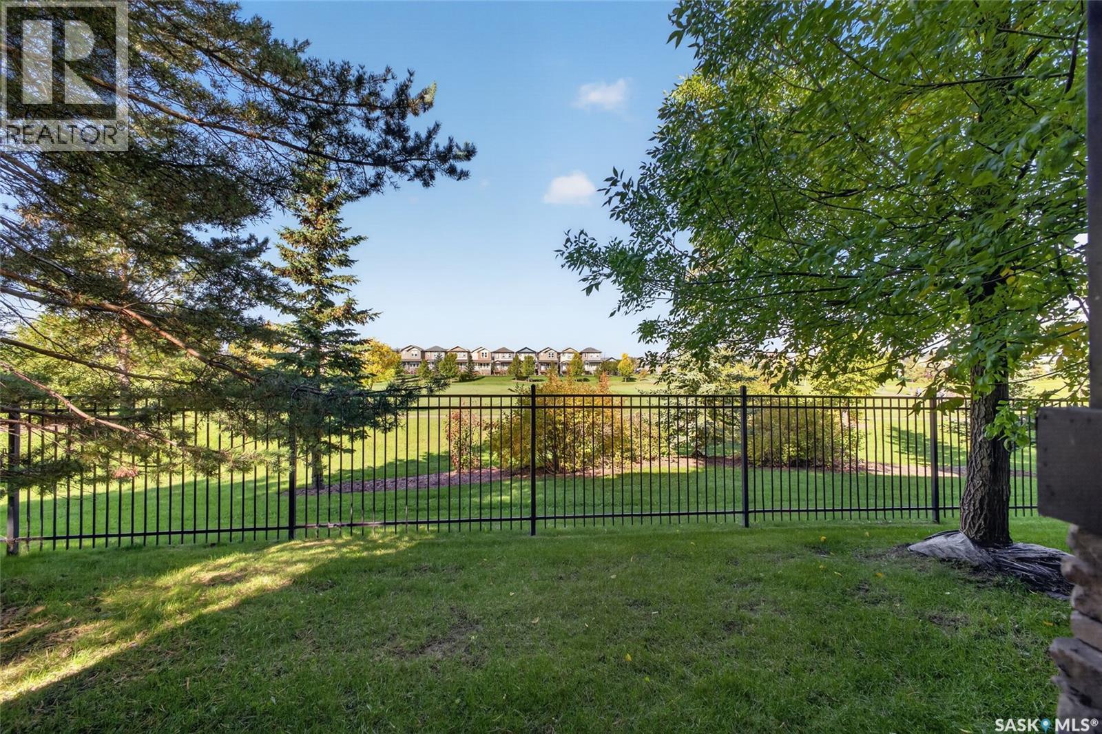 16 215 Hampton Green, Saskatoon, SK