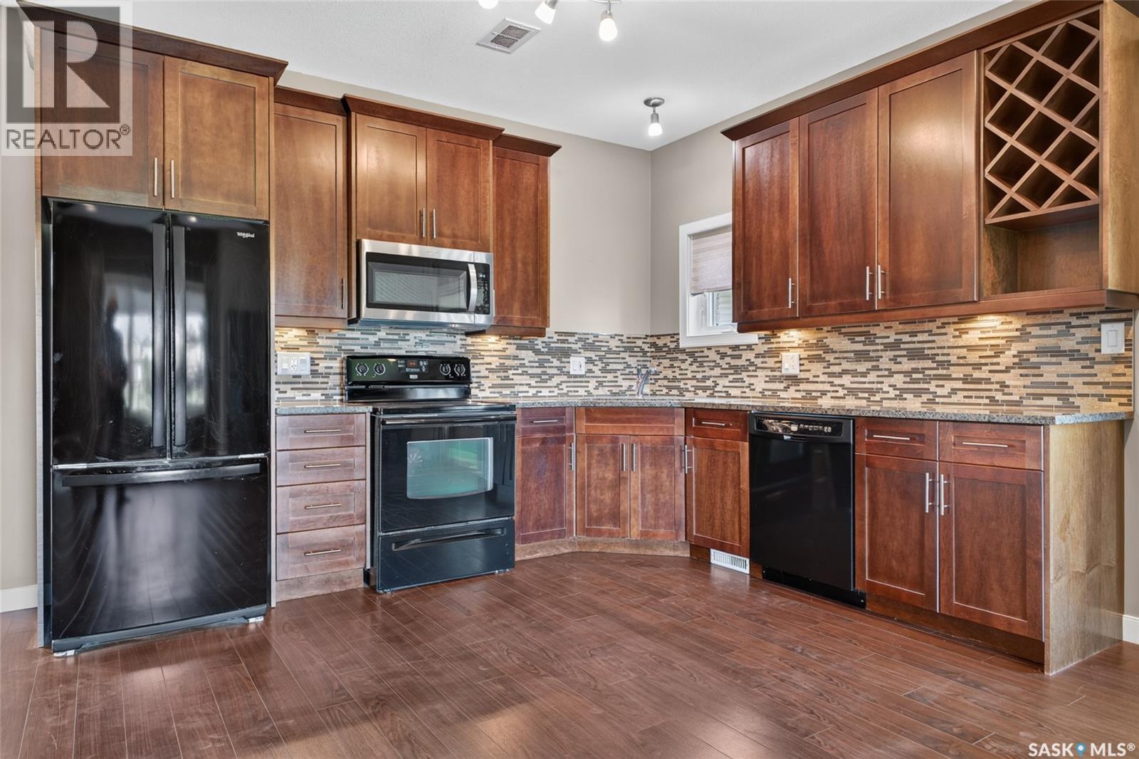 16 215 Hampton Green, Saskatoon, SK