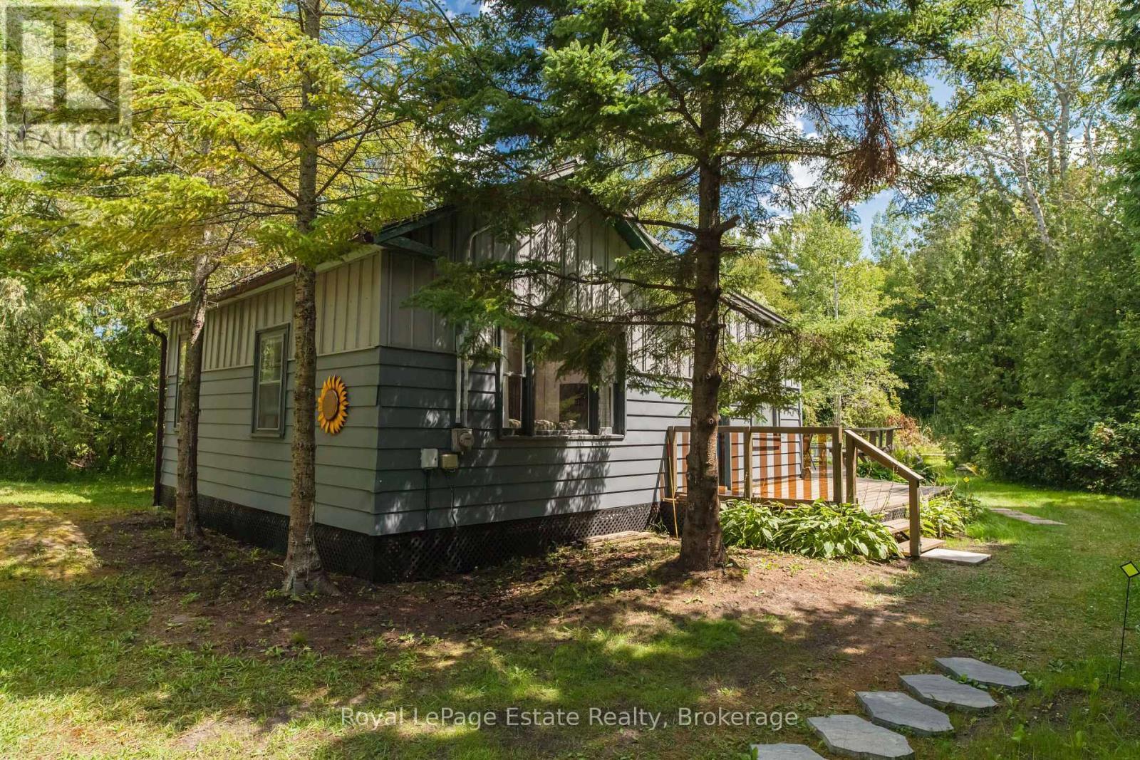 1227 2Nd Avenue S, Native Leased Lands, ON