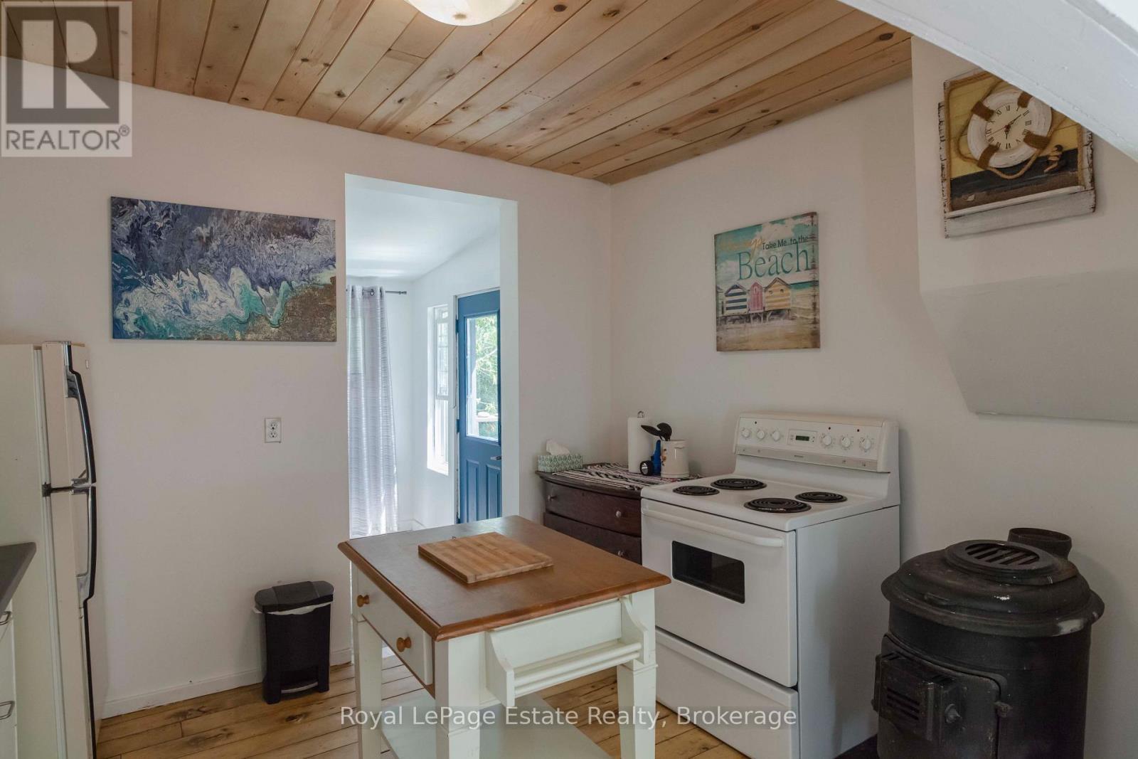 1227 2Nd Avenue S, Native Leased Lands, ON