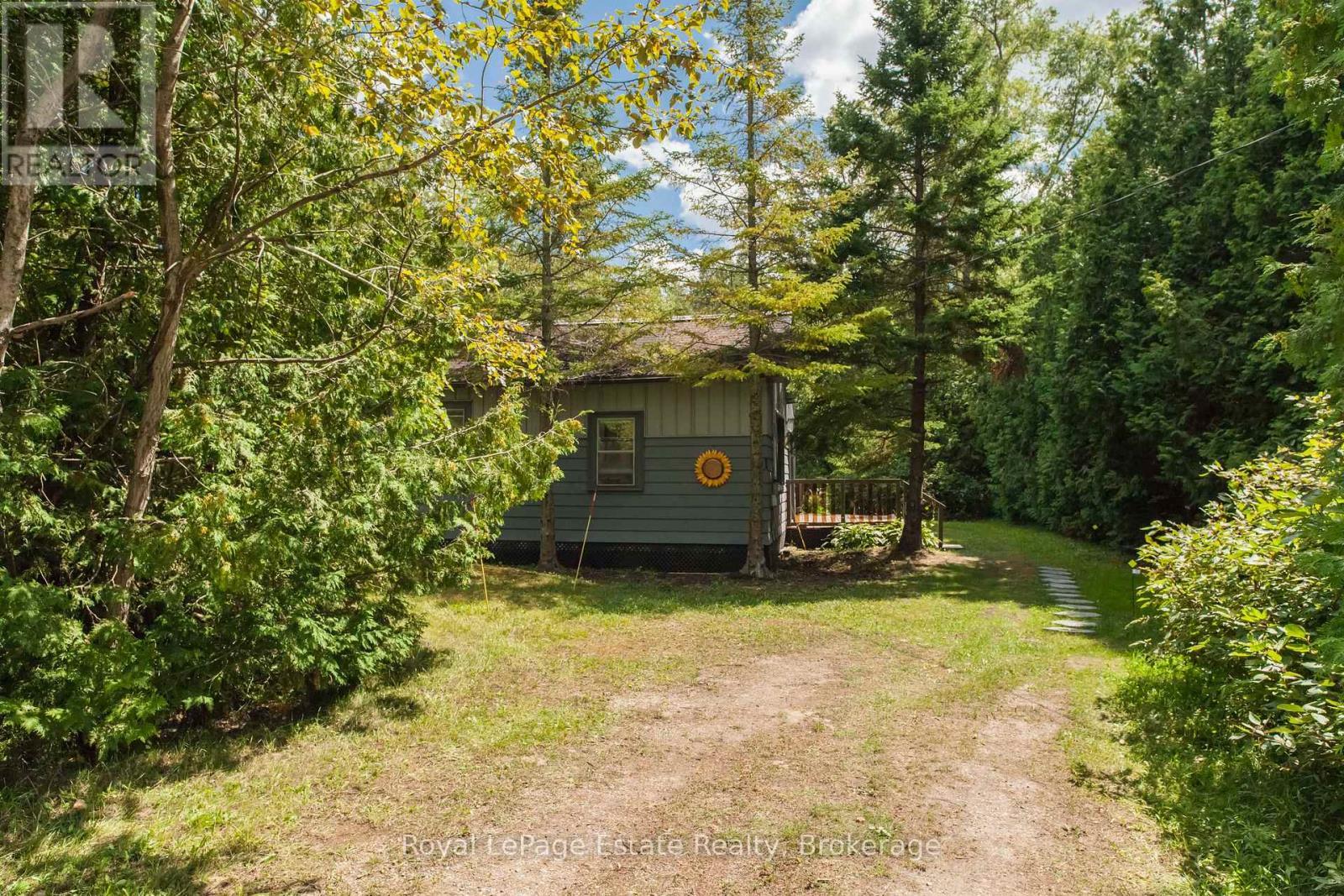 1227 2Nd Avenue S, Native Leased Lands, ON