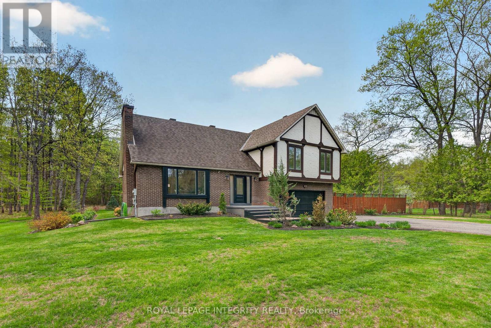 285 Fireside Drive, Ottawa, ON