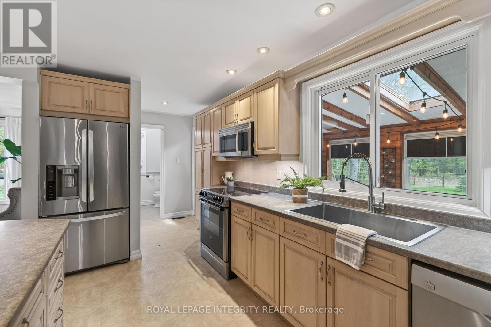 285 Fireside Drive, Ottawa, ON