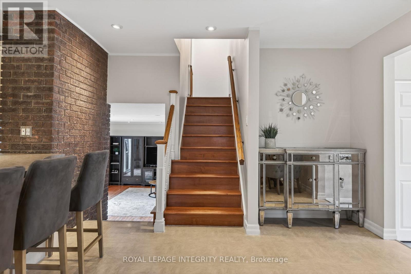 285 Fireside Drive, Ottawa, ON