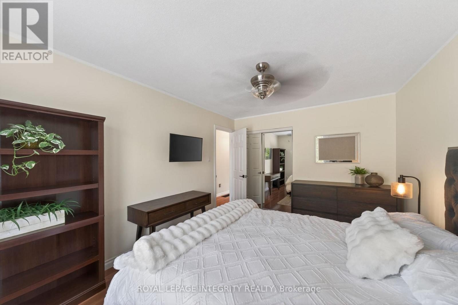 285 Fireside Drive, Ottawa, ON