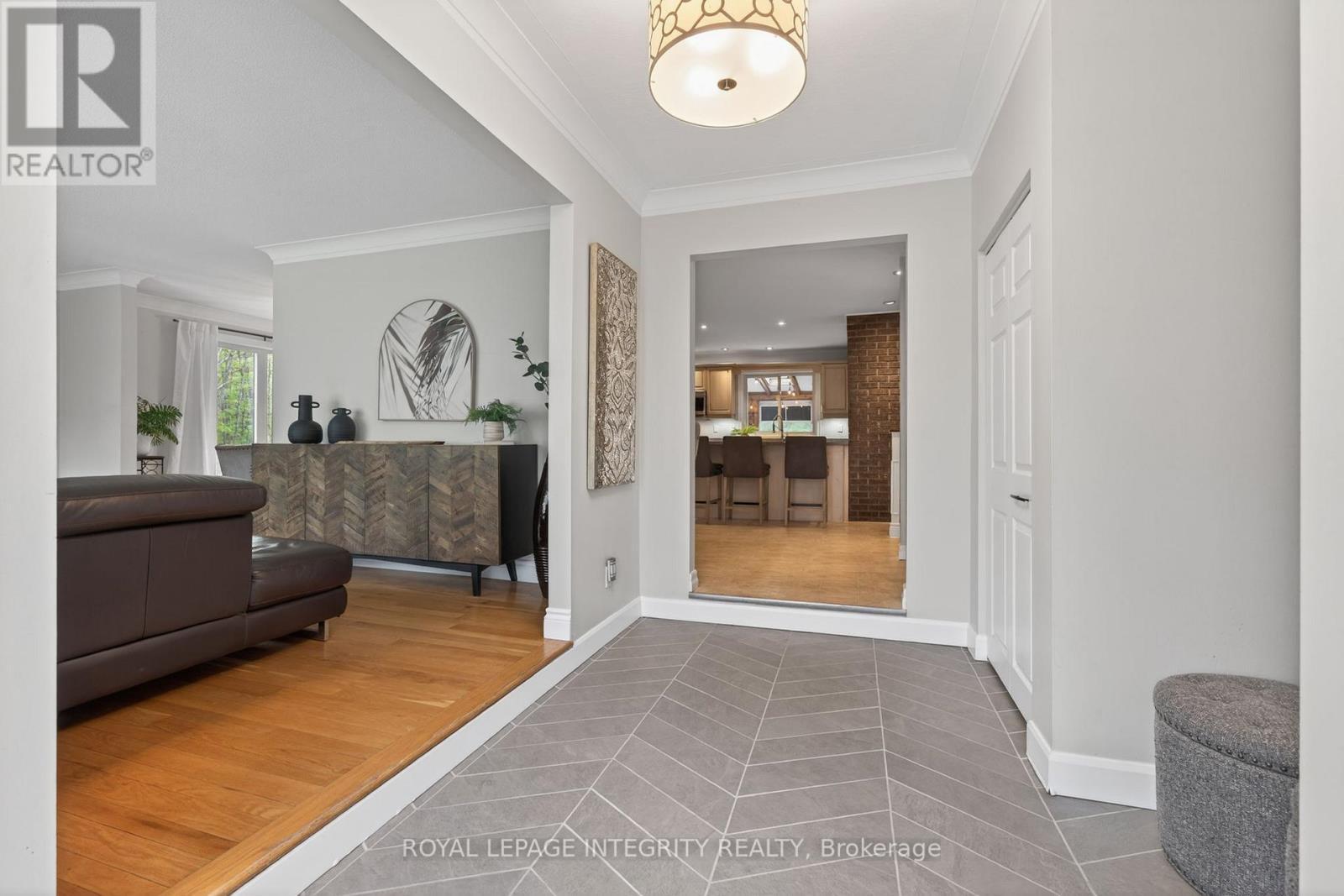 285 Fireside Drive, Ottawa, ON