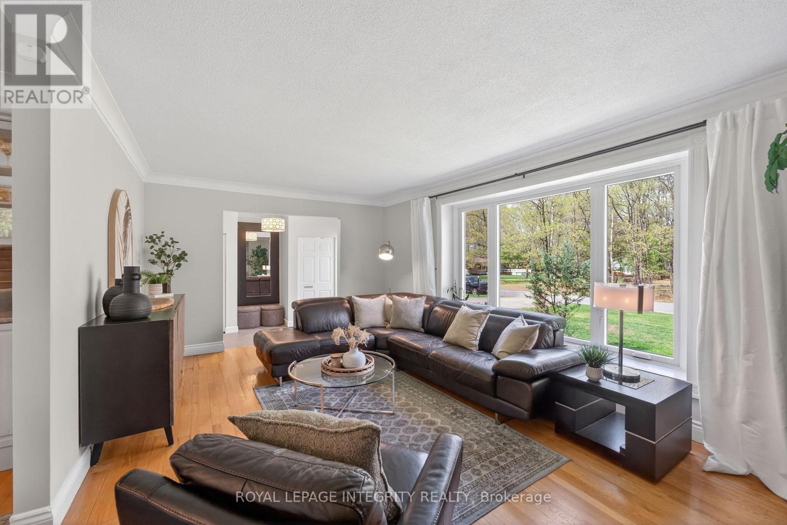 285 Fireside Drive, Ottawa, ON