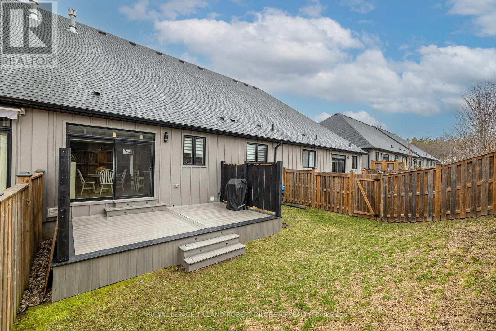 122 - 9861 Glendon Drive, Middlesex Centre (Komoka), ON