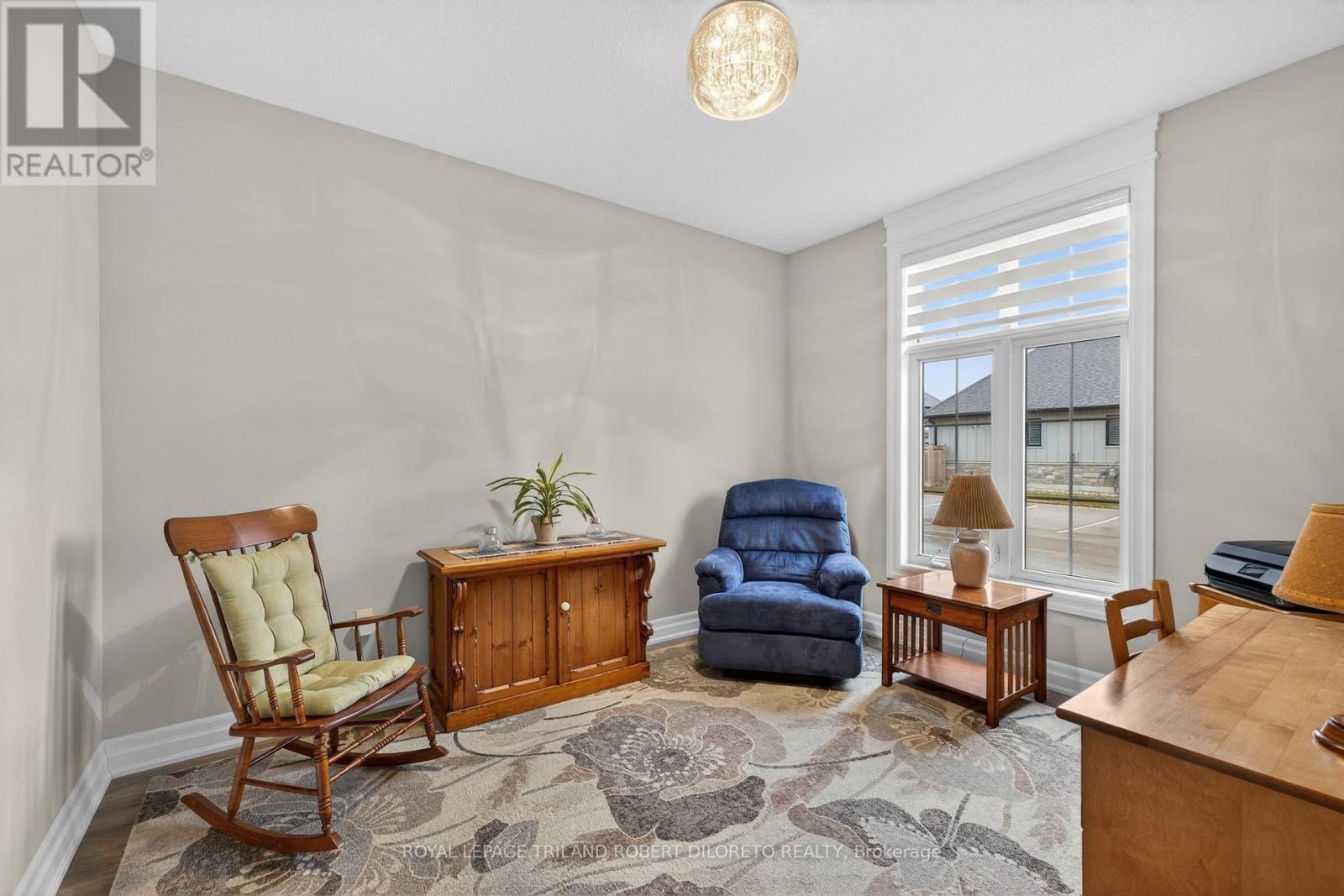 122 - 9861 Glendon Drive, Middlesex Centre (Komoka), ON