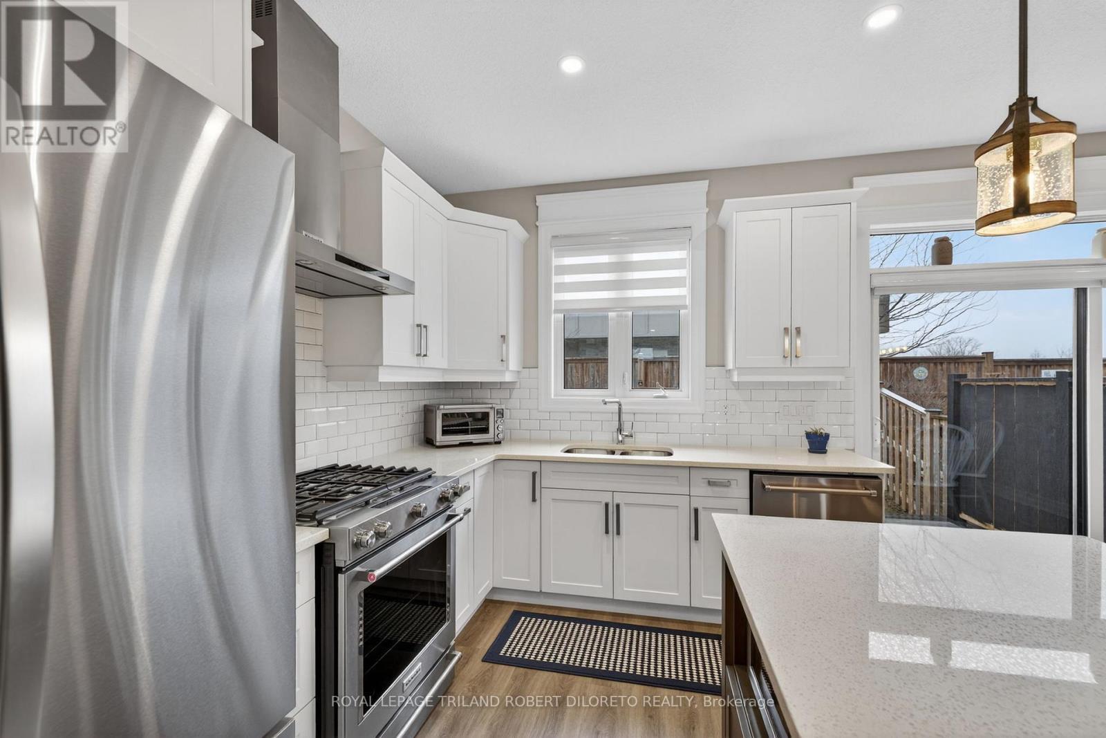 122 - 9861 Glendon Drive, Middlesex Centre (Komoka), ON