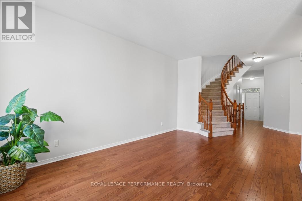 185 Hornchurch Lane, Ottawa, ON