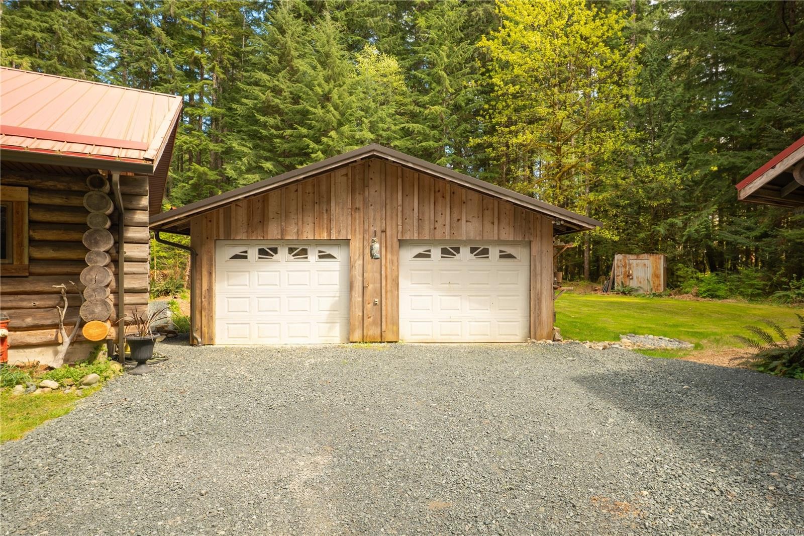 9025 Gilgan St, Honeymoon Bay, BC
