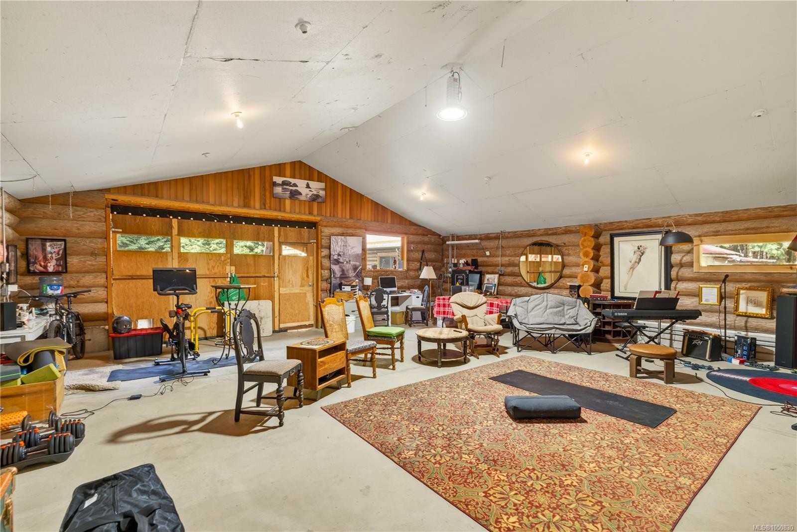 9025 Gilgan St, Honeymoon Bay, BC