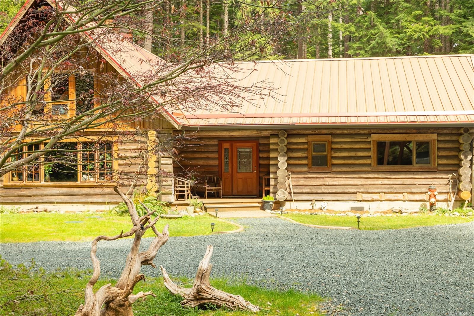 9025 Gilgan St, Honeymoon Bay, BC