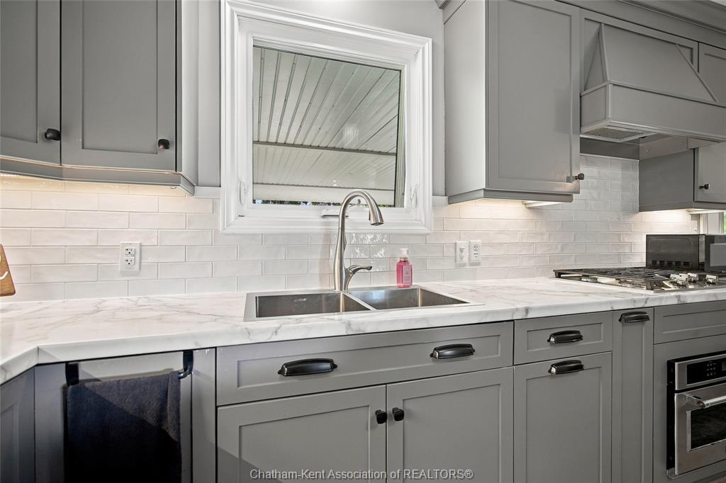 15198 St. Ignatius Line, Bothwell, ON