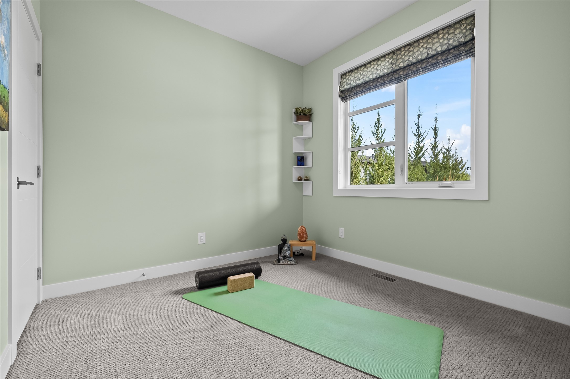 6-1349 Rocky Point Drive, Kelowna, BC