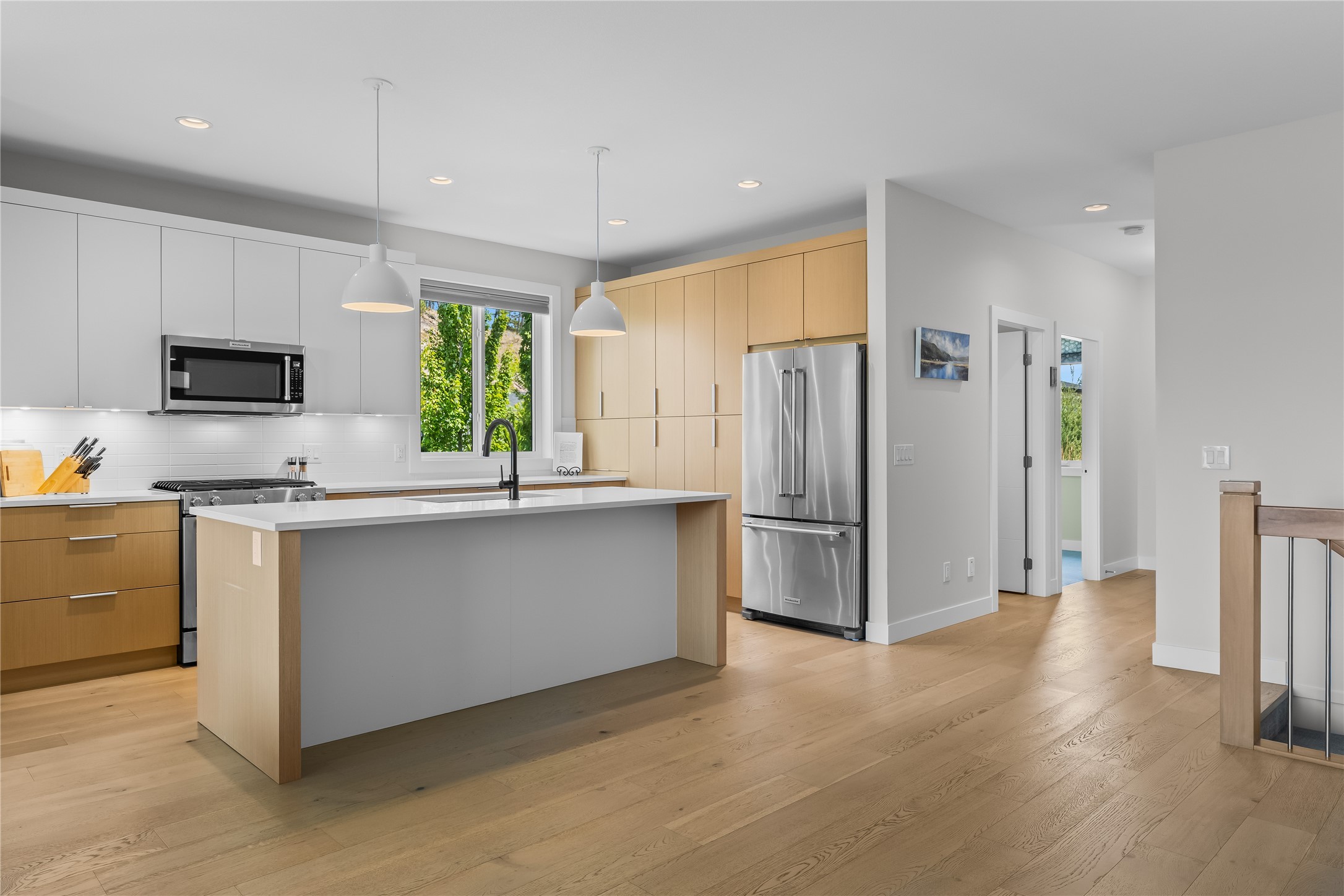 6-1349 Rocky Point Drive, Kelowna, BC
