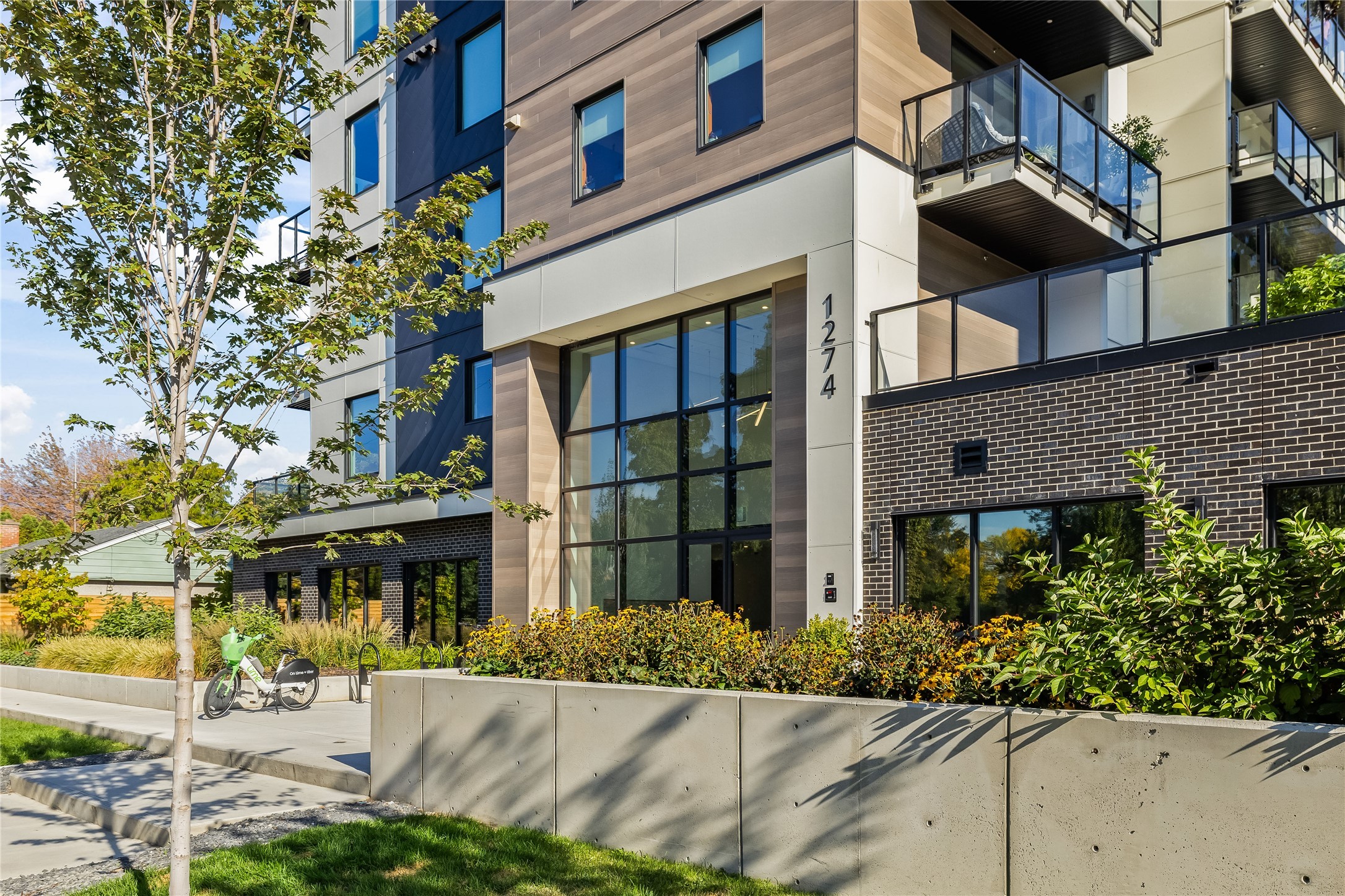 445-1274 Devonshire Avenue, Kelowna, BC
