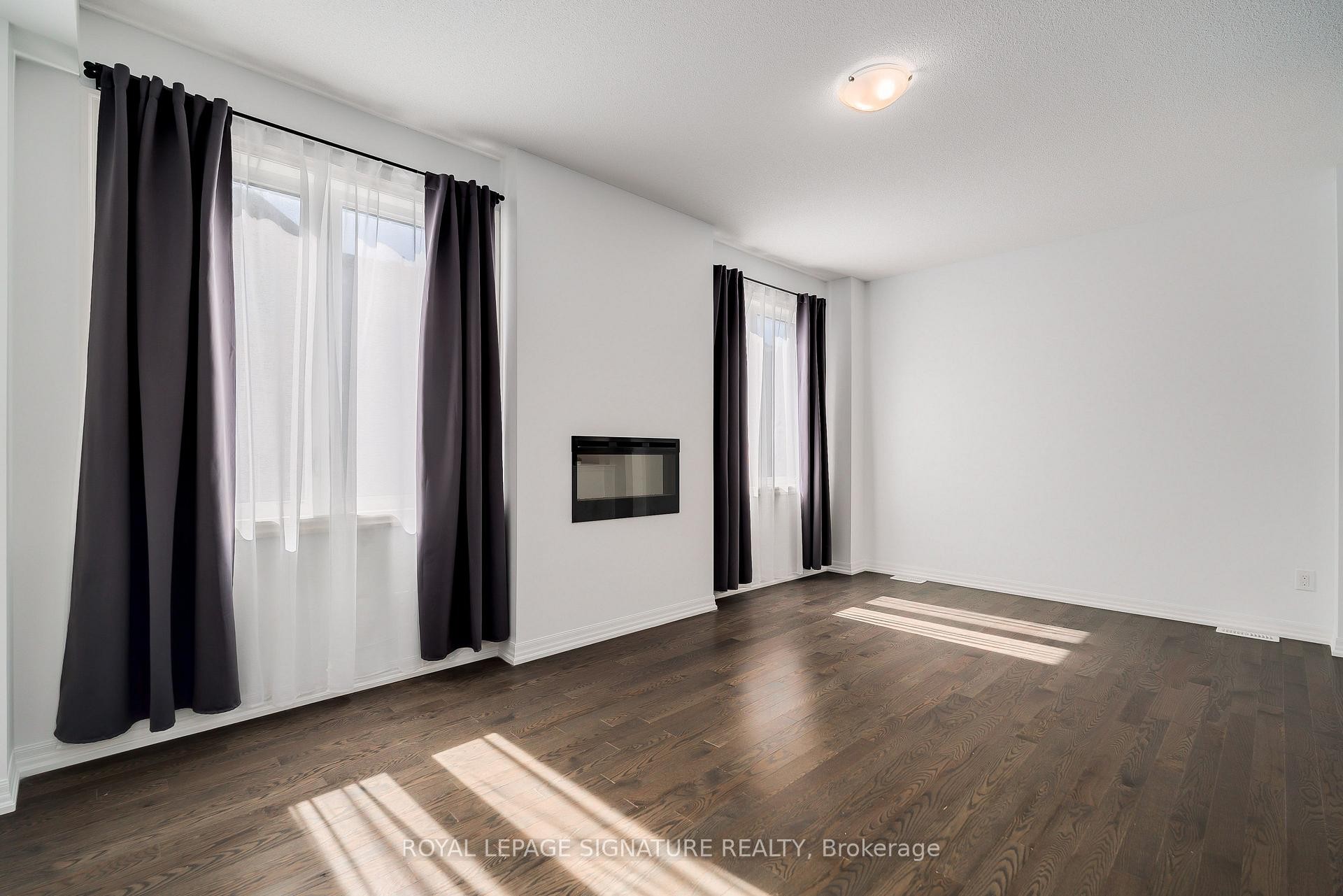164 Tango Crescent, Newmarket, ON