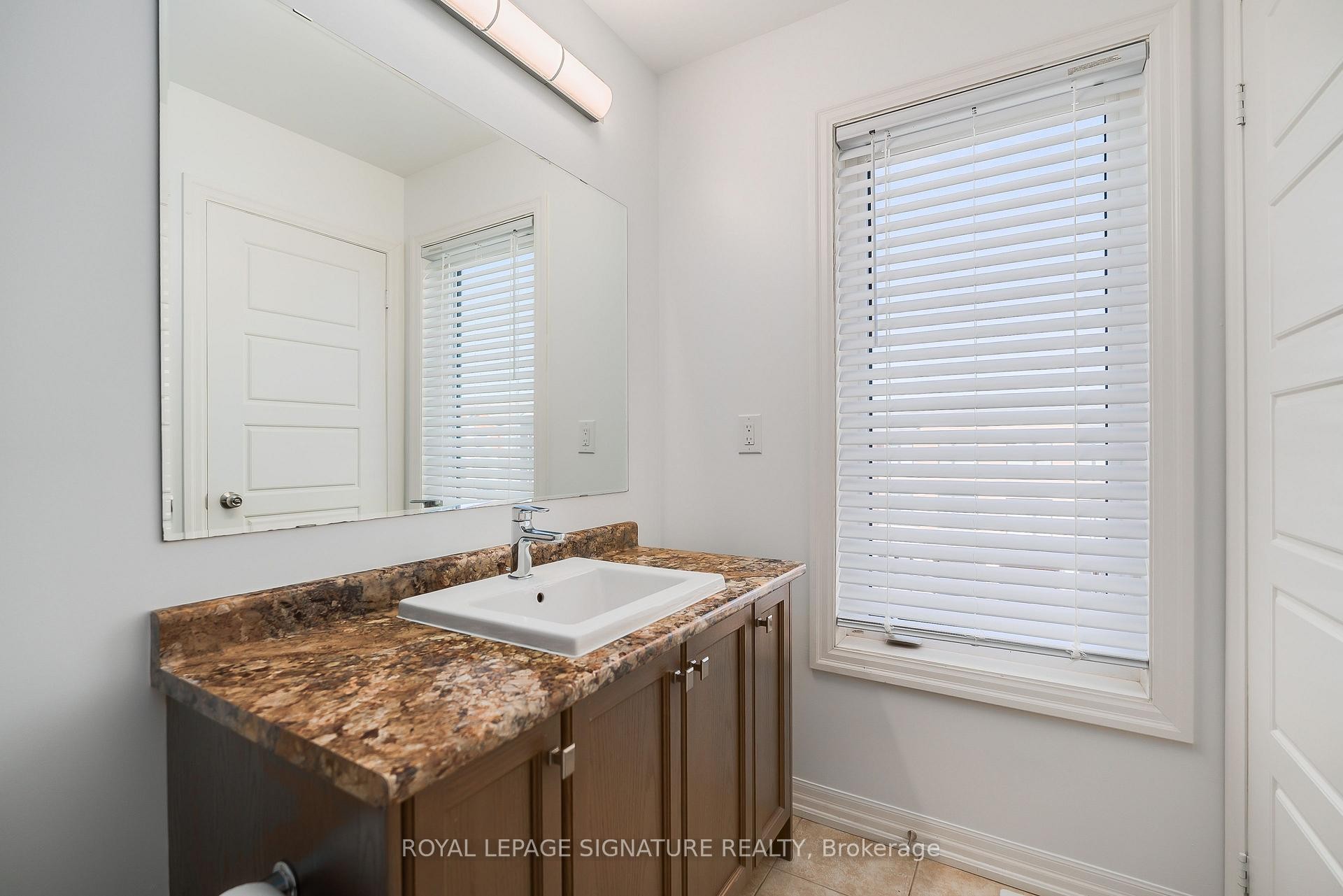 164 Tango Crescent, Newmarket, ON