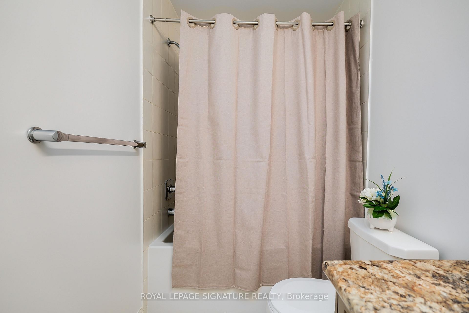 164 Tango Crescent, Newmarket, ON