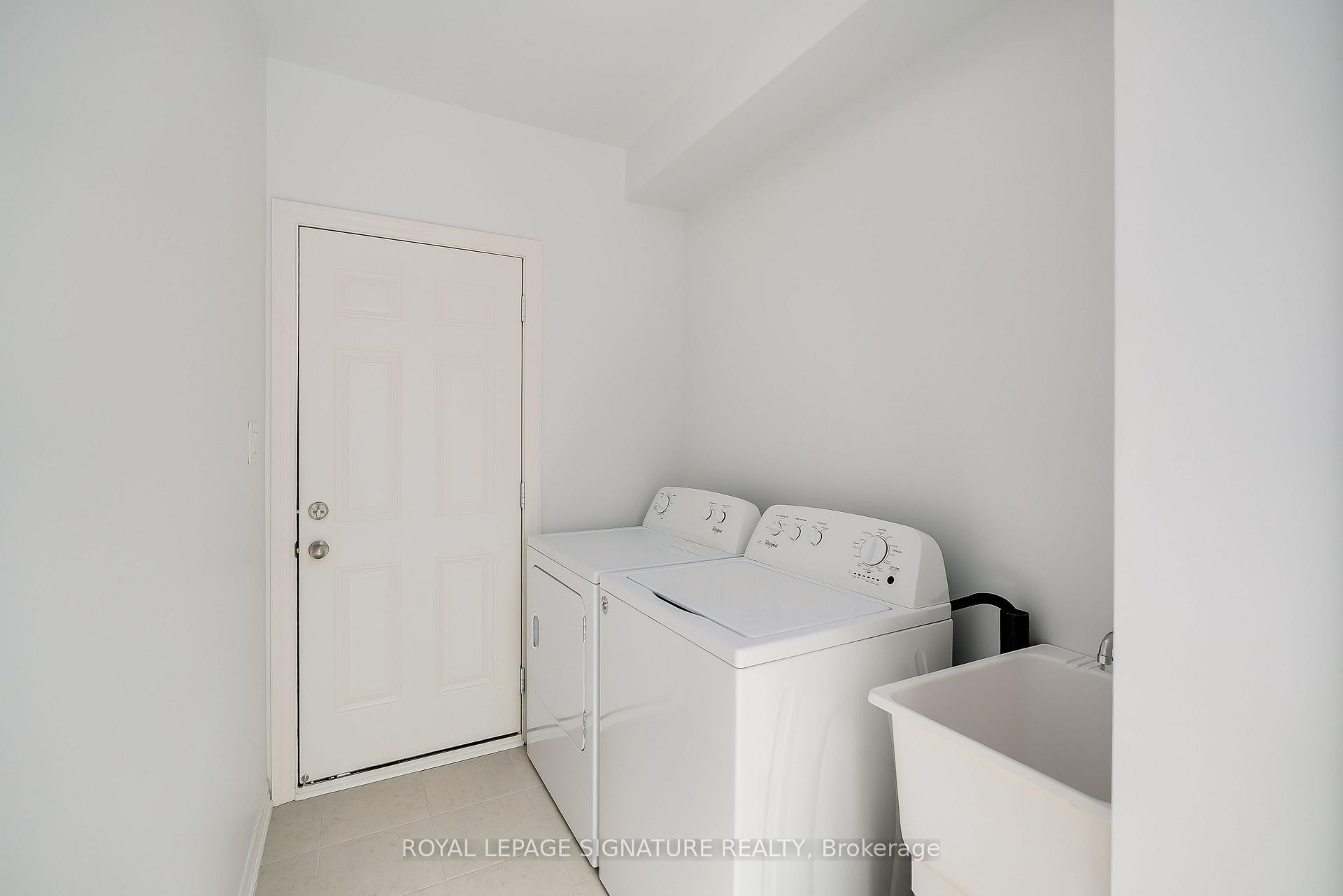 164 Tango Crescent, Newmarket, ON