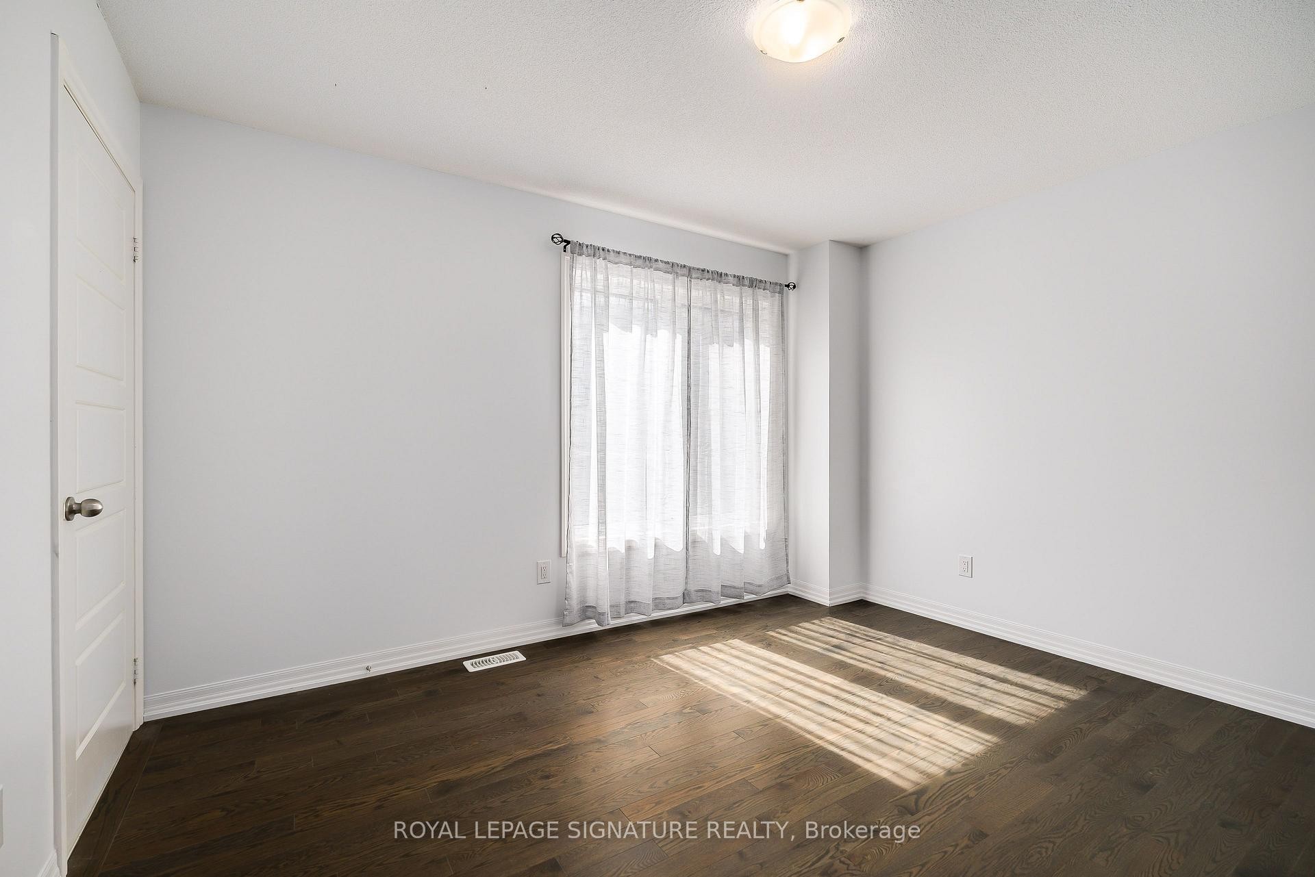 164 Tango Crescent, Newmarket, ON