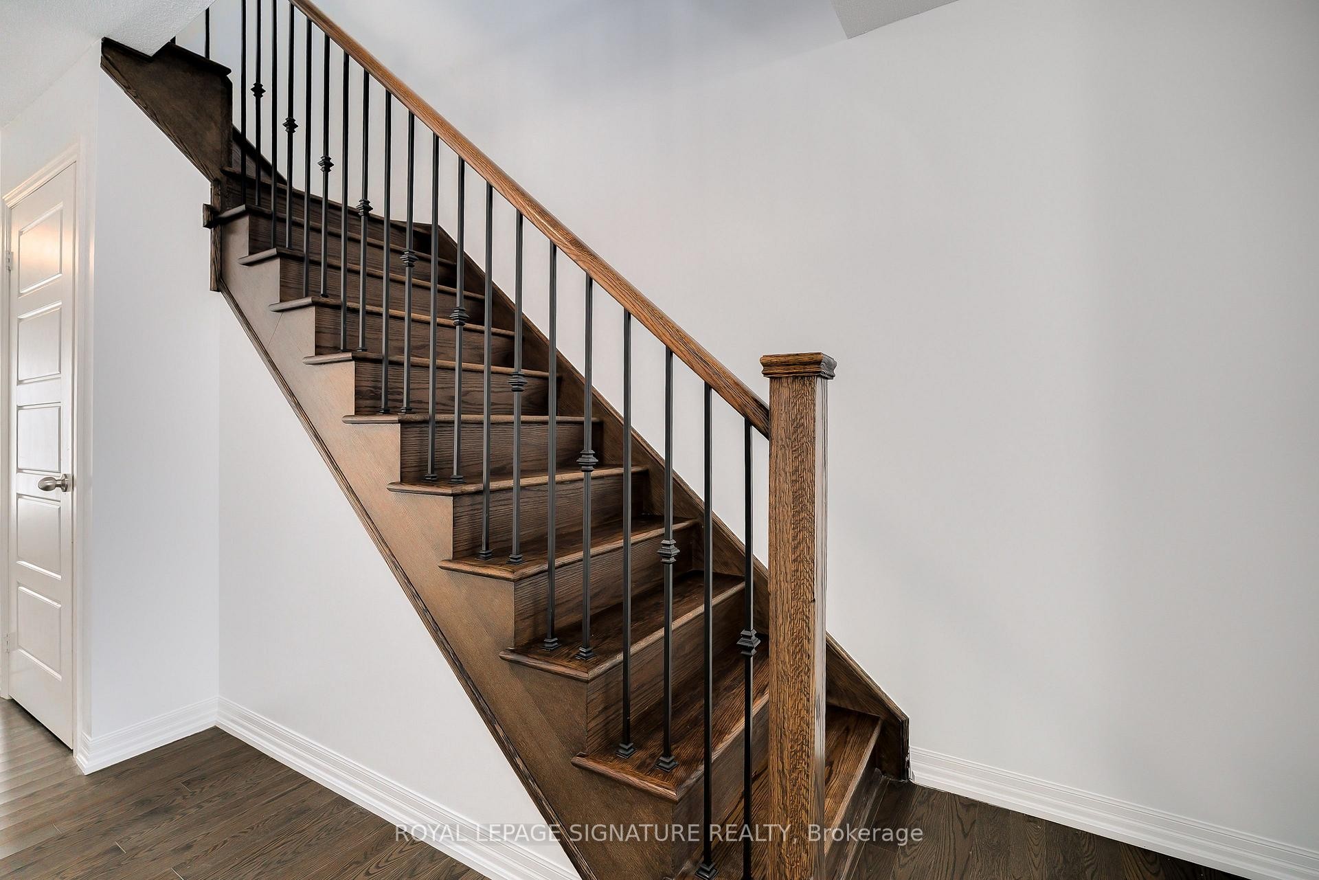 164 Tango Crescent, Newmarket, ON