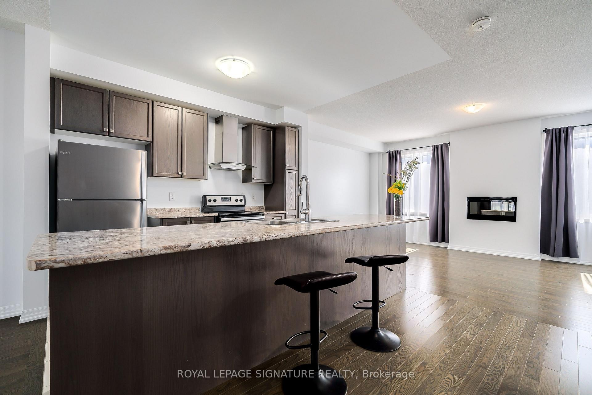 164 Tango Crescent, Newmarket, ON