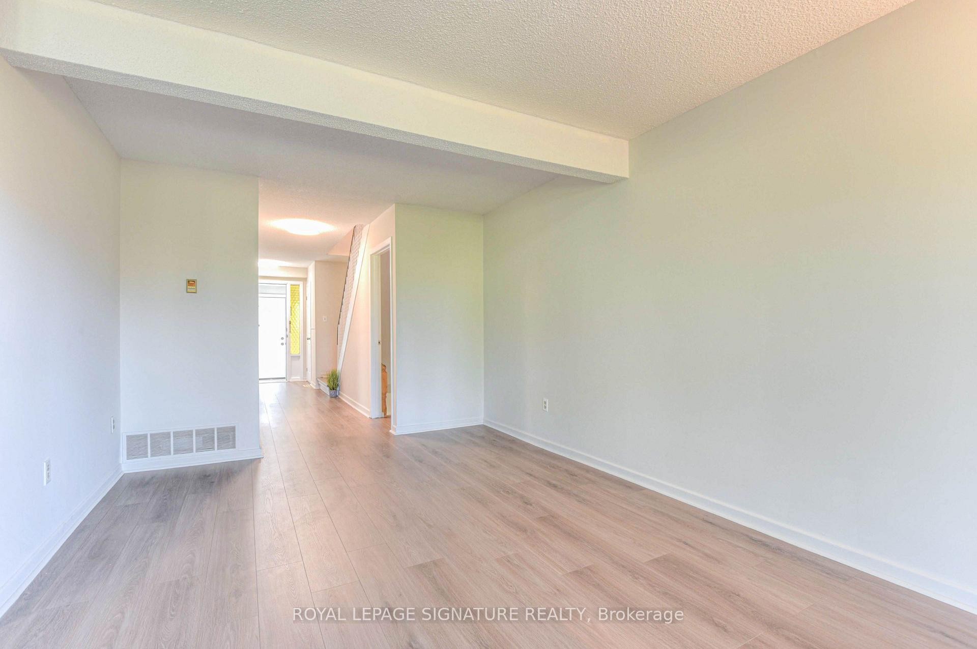 132 Valdor Drive, Toronto, ON