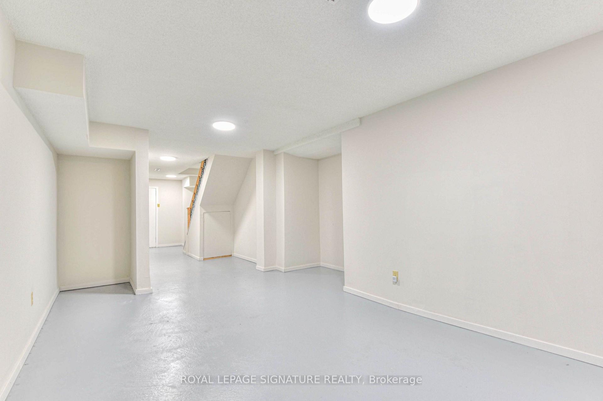 132 Valdor Drive, Toronto, ON