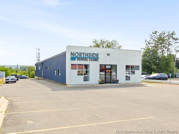 254 Main St, Fredericton, NB
