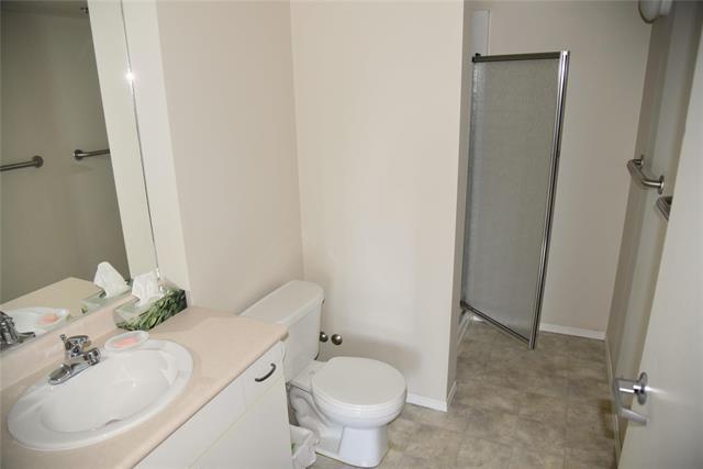 225-1090 Devonshire Dr, Winnipeg, MB