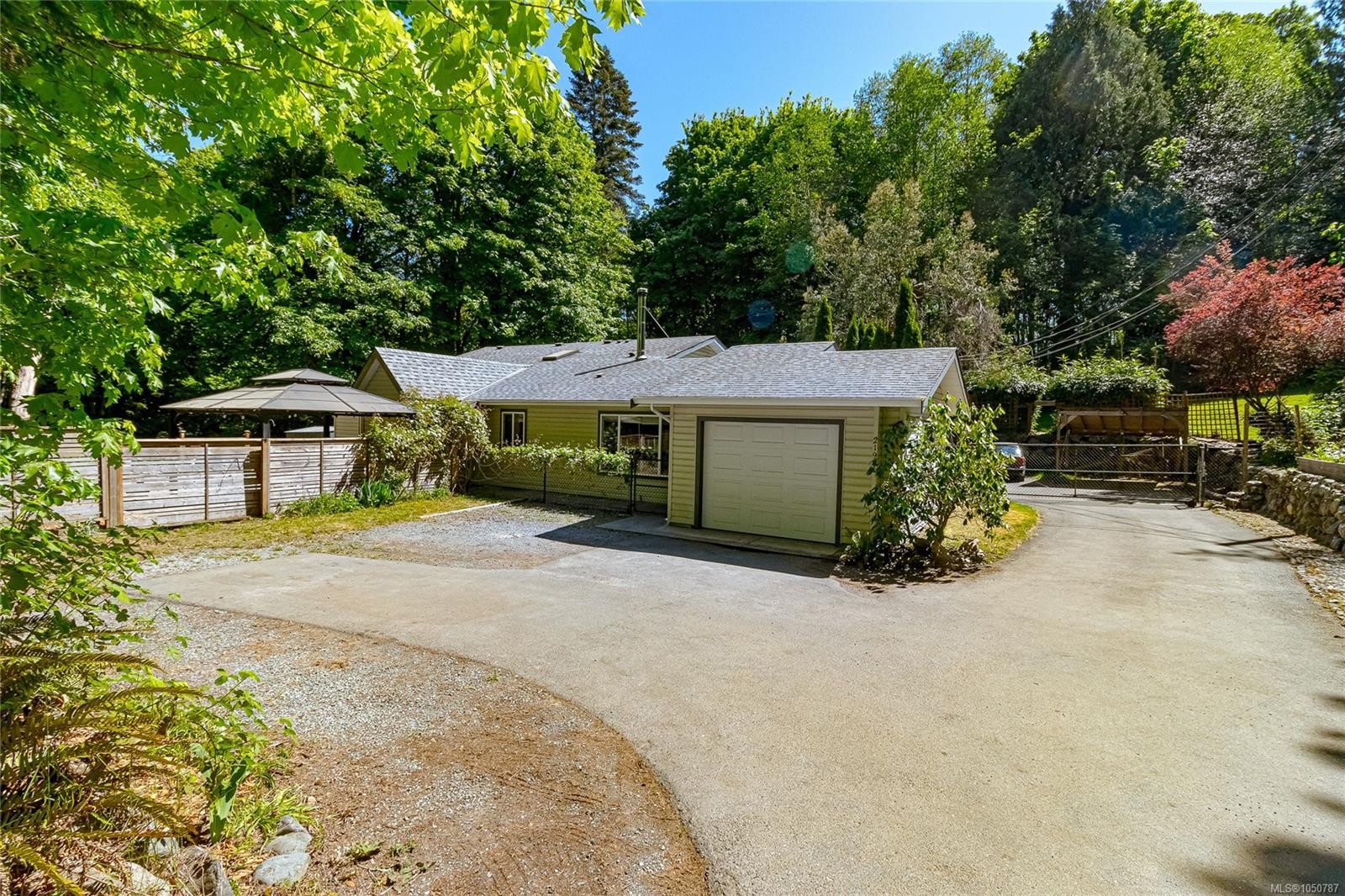 2196 Phillips Rd, Sooke, BC