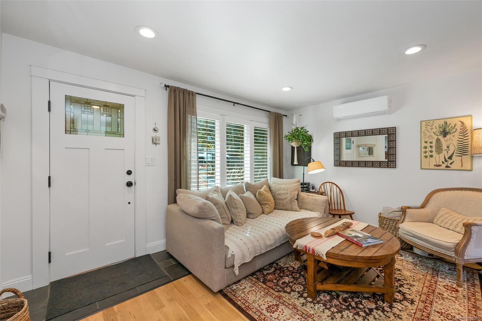 4826 West Saanich Rd, Saanich, BC