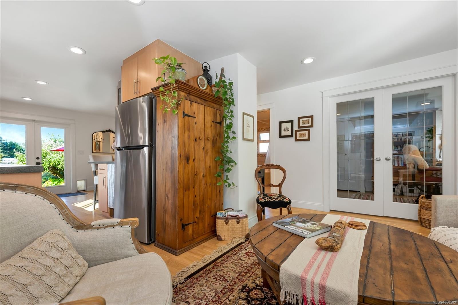 4826 West Saanich Rd, Saanich, BC