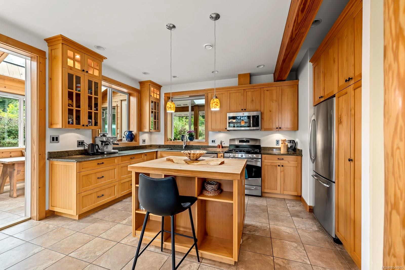 652 Fox Rd, Quadra Island, BC