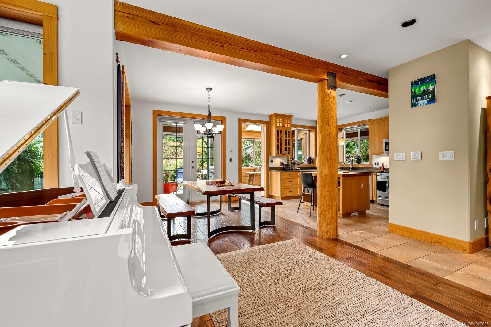 652 Fox Rd, Quadra Island, BC