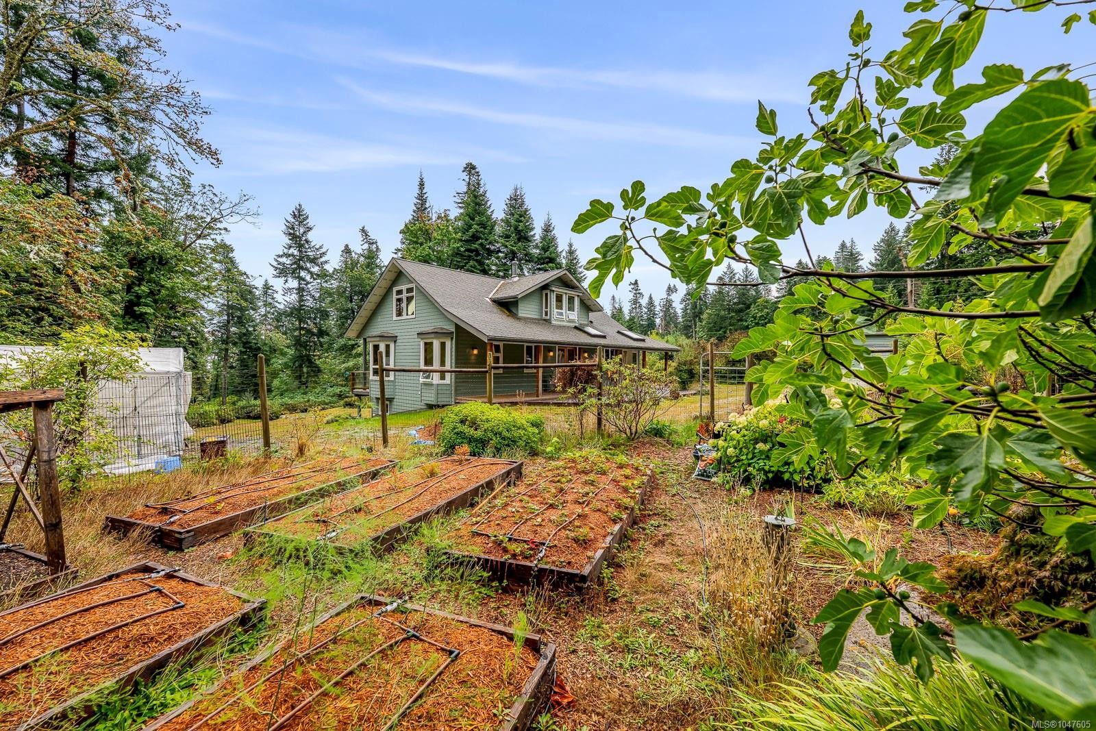652 Fox Rd, Quadra Island, BC